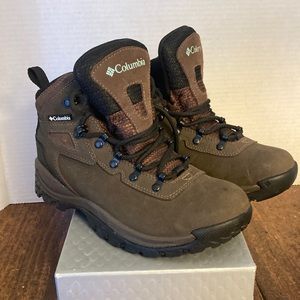 Columbia Newton Ridge ll Omni Shield Hiking Boots